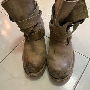 Jeffrey Campbell scrappy gray leather ankle boots